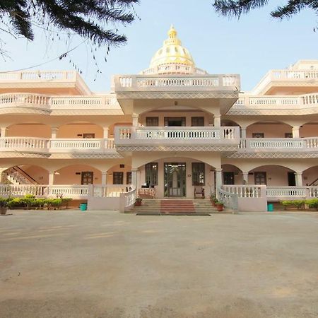 Jains Royal Palace Resorts Yelagiri Ngoại thất bức ảnh