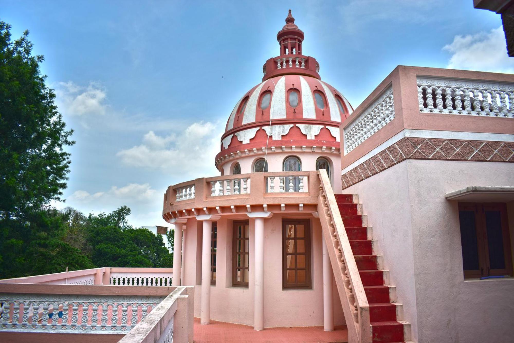 Jains Royal Palace Resorts Yelagiri Ngoại thất bức ảnh