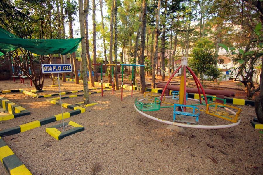 Jains Royal Palace Resorts Yelagiri Ngoại thất bức ảnh